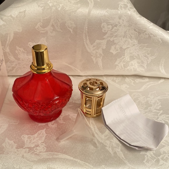 THE LAMP STAND FINE FRAGRANCE OIL LAMP - Picture 2 of 4